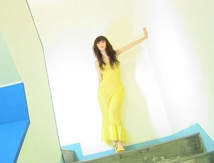 TARGET 秋山莉奈