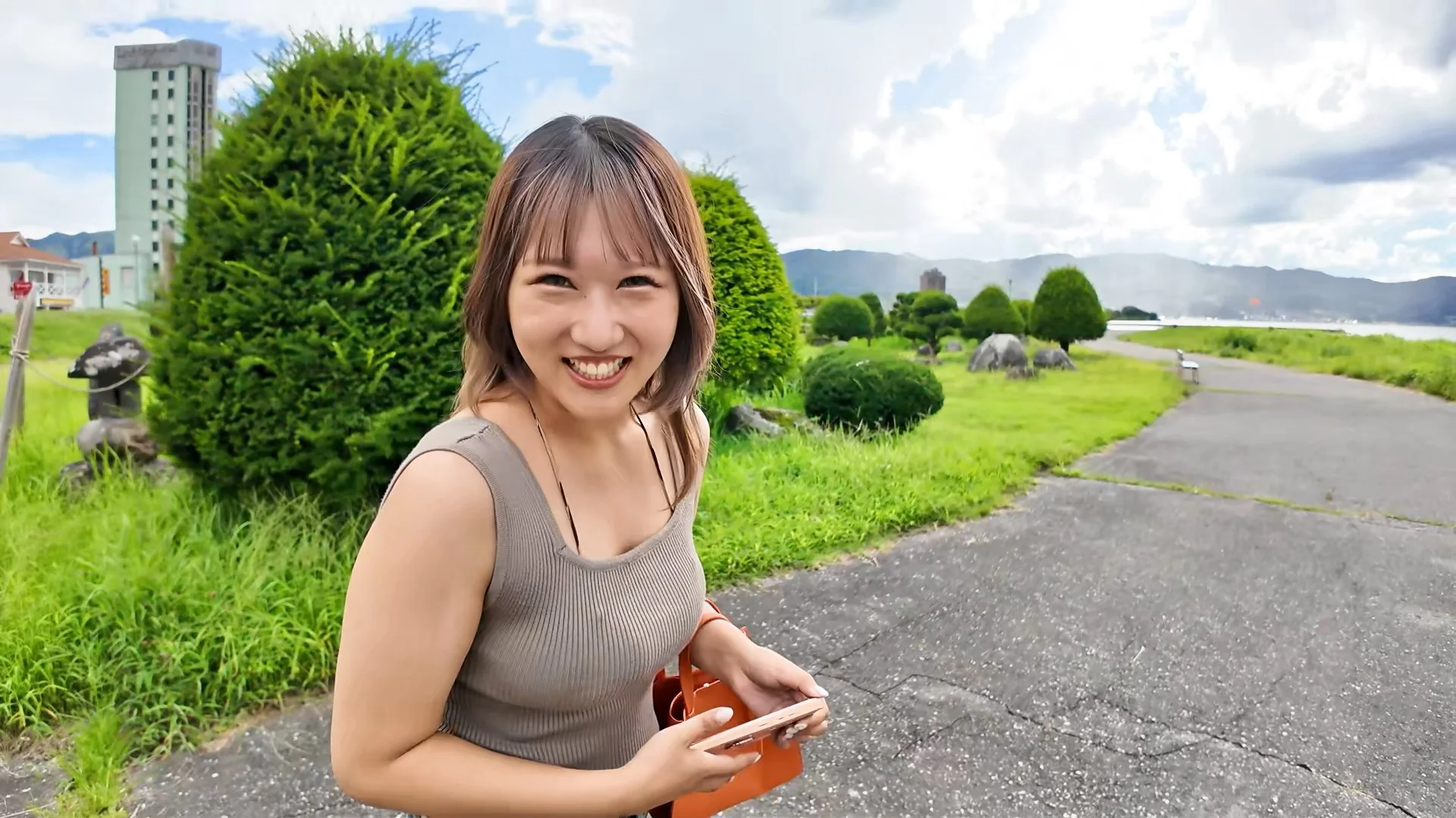 誰にでも優しいメイちゃん 桜井萌衣 サンプル画像
