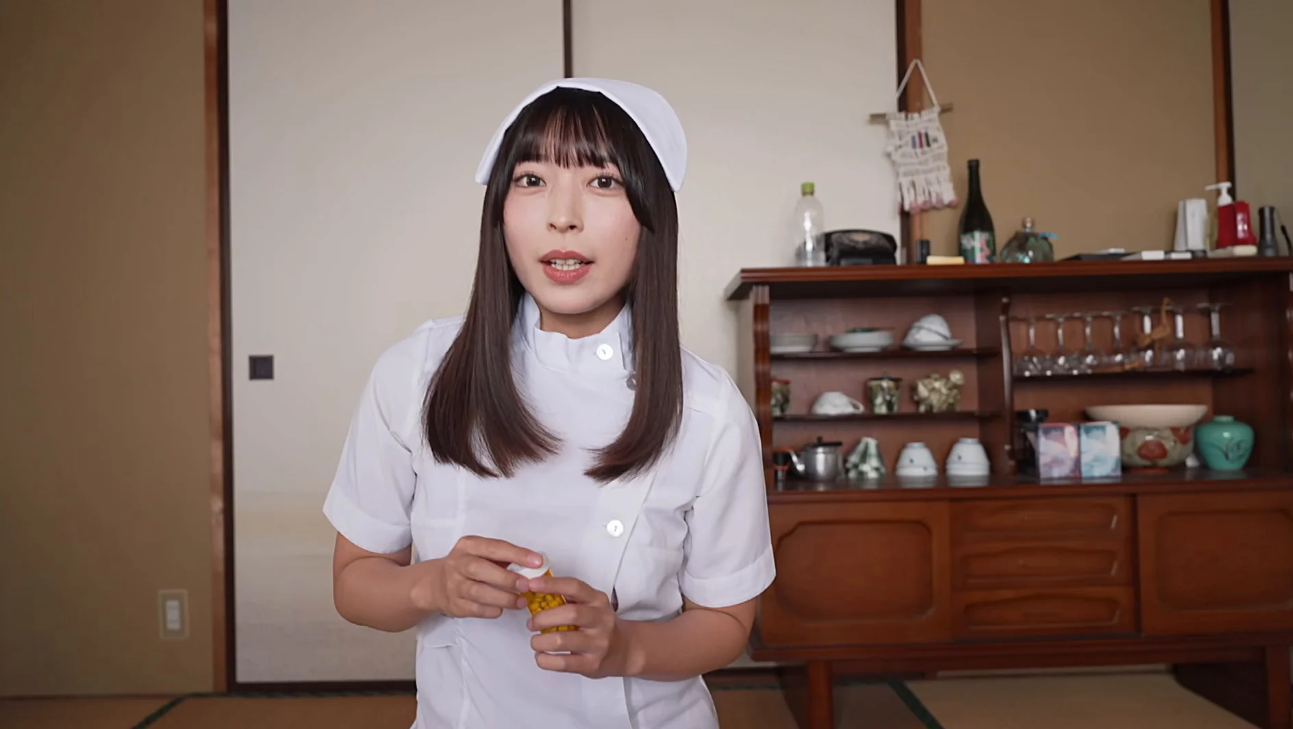 えちえち心理カウンセラーのケツがデカすぎて税金とられそうな件 柚乃りか