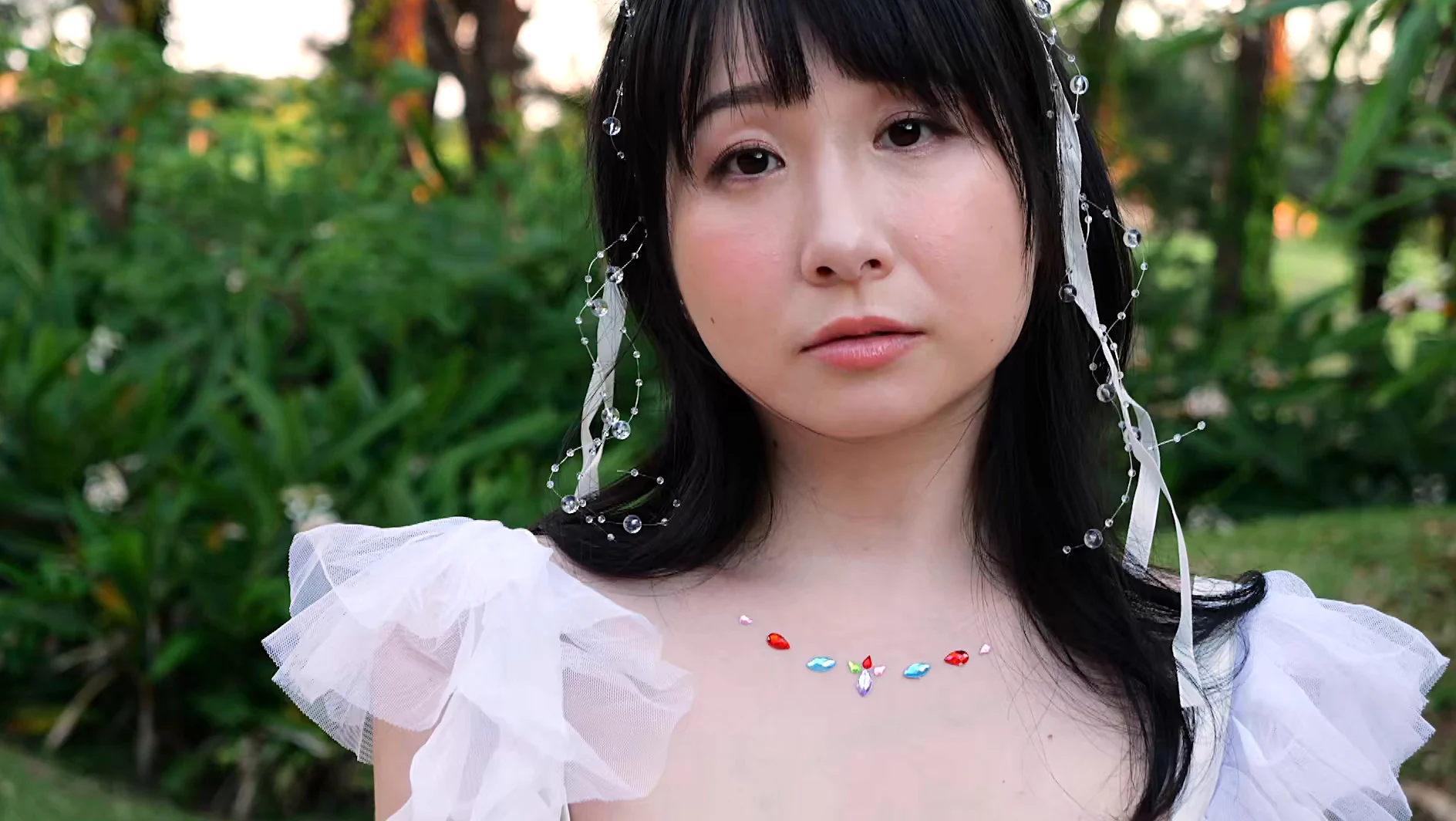 ルミナスK ~未来を照らす奇跡の爆乳~ 桐山瑠衣 サンプル画像