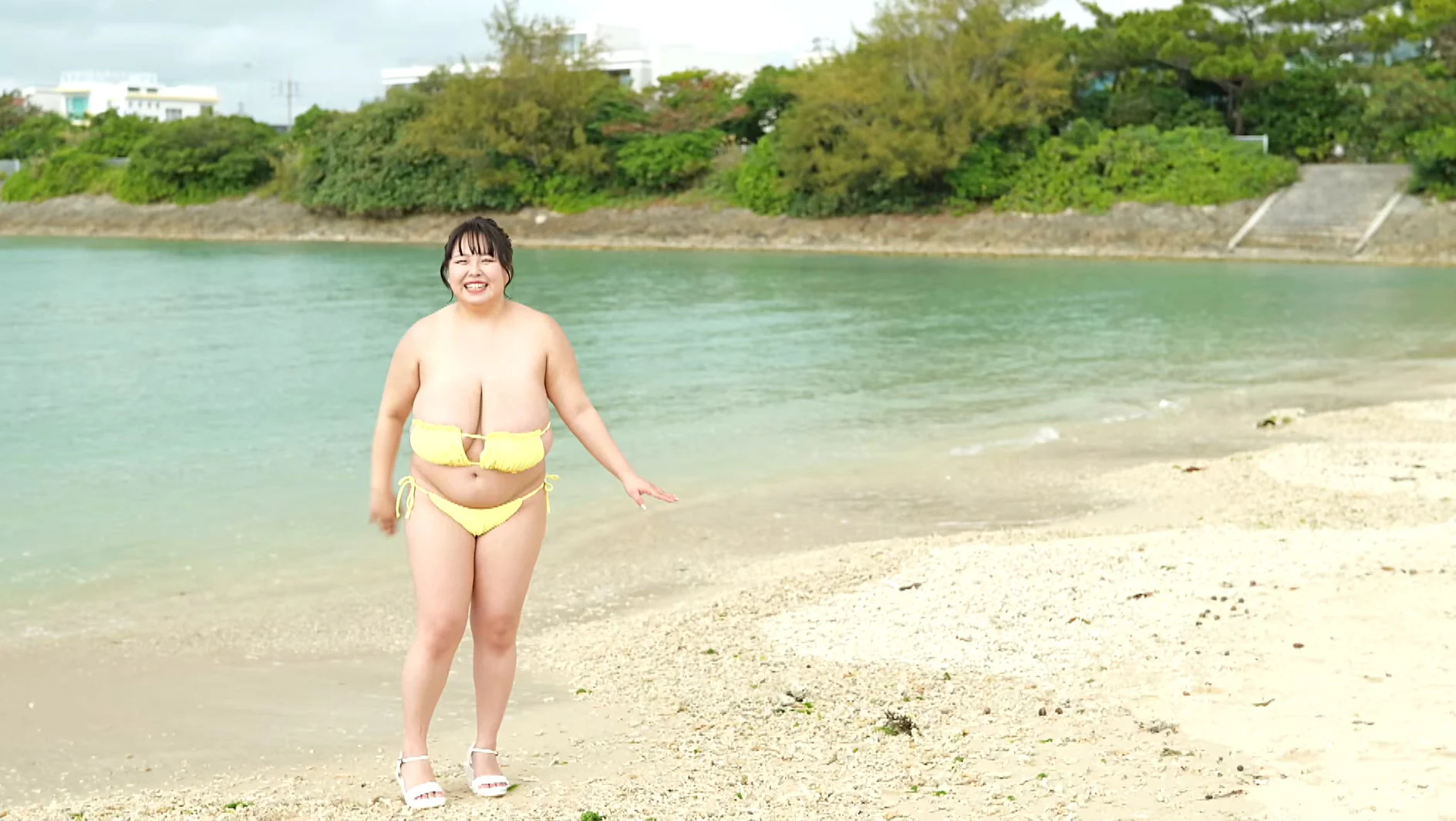 令和最メガボディ 星宮すみれ