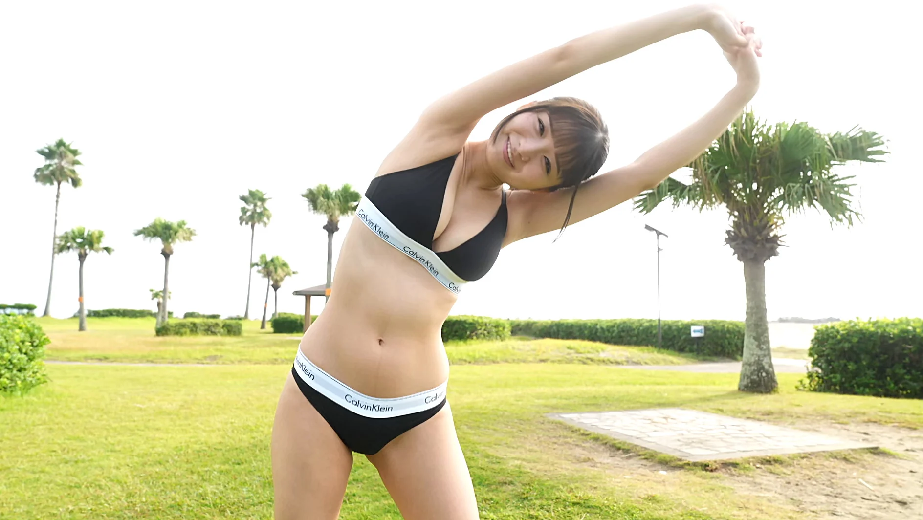 CHERIE 倉沢しえり