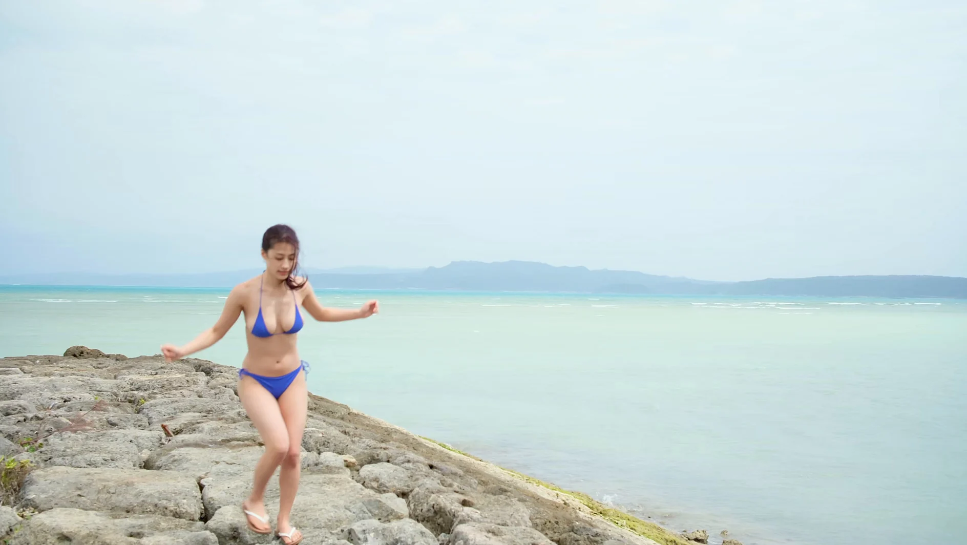 冷たい瞳、熱いカラダ 澄田綾乃